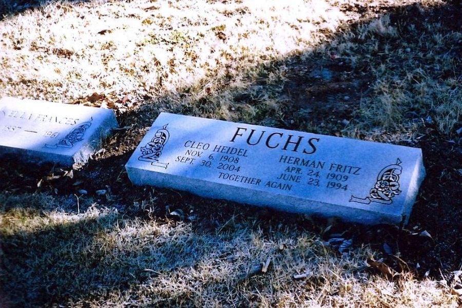 Herman and Cleo Fuchs headstone, Lovington City Cemetery